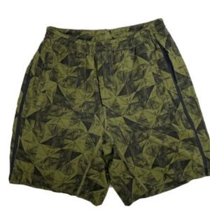 Lululemon Pace Breaker Lined Shorts 9” Green Geometric Men's Size Medium